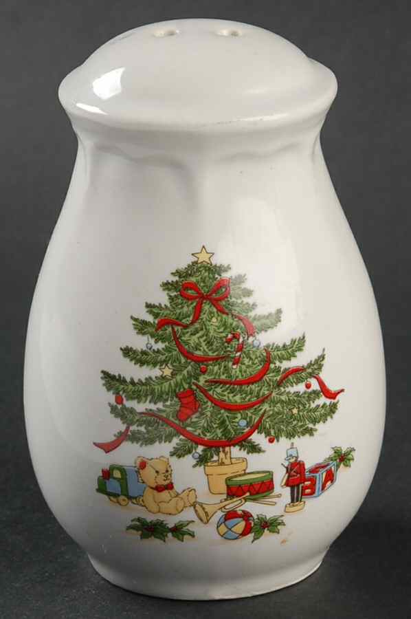 Christmas Tree Salt Shaker by Vitromaster-1
