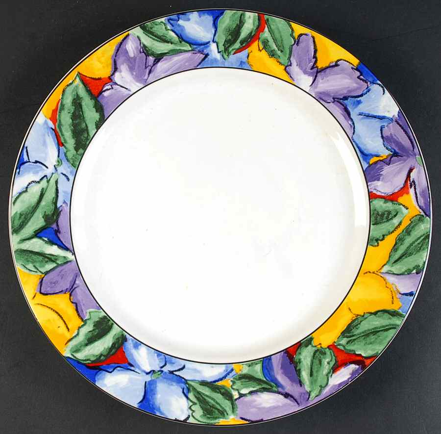 Suzanne 12" Chop Plate (Round Platter) by Vitromaster-1