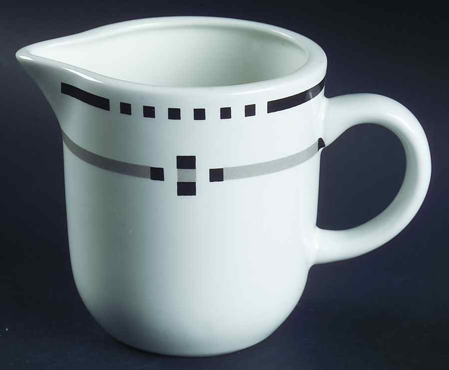 Top Hat Creamer by Vitromaster-1