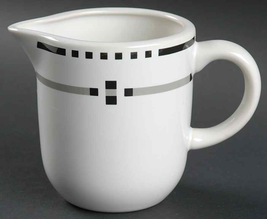 Top Hat Creamer by Vitromaster-1