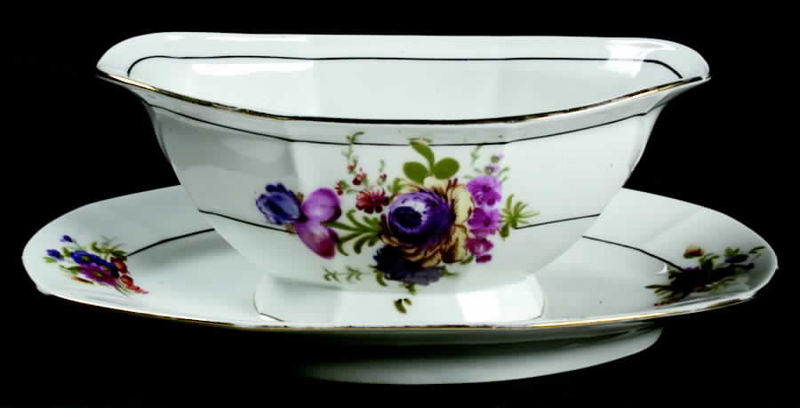 Maytime Gravy Boat with Attached Underplate by Victoria (Czech)-1