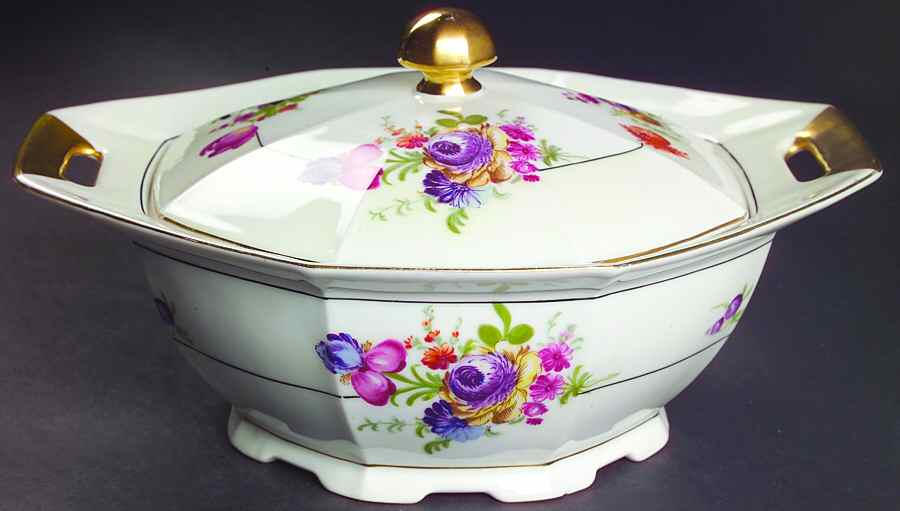 Maytime Round Covered Vegetable by Victoria (Czech)-1