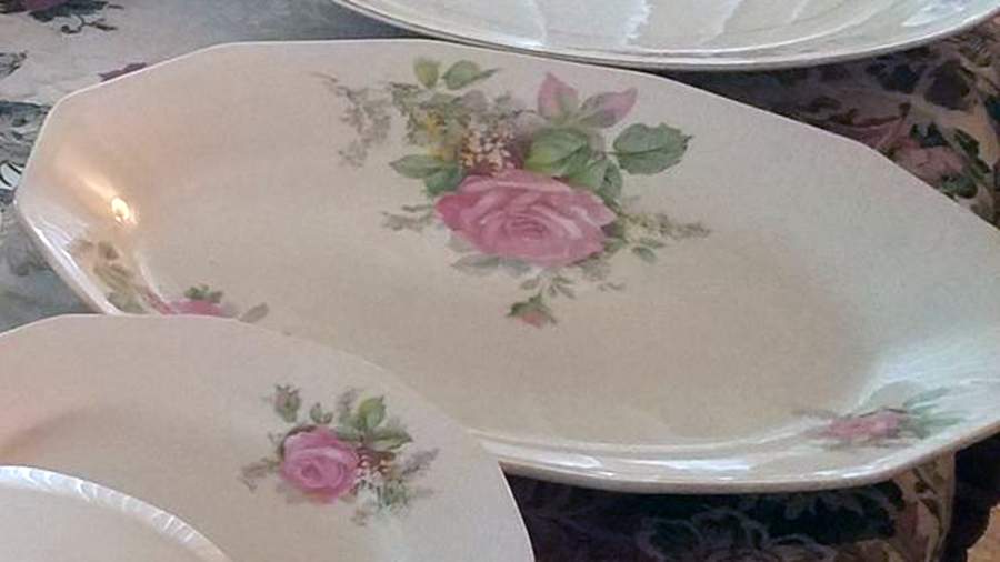 Rosemary 12" Oval Serving Platter by Victoria (Czech)-1