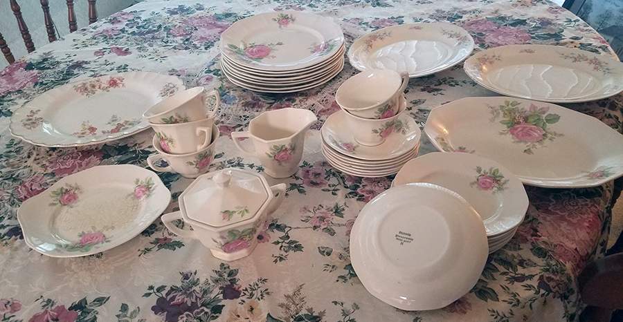 Rosemary Bread & Butter Plate by Victoria (Czech)-1