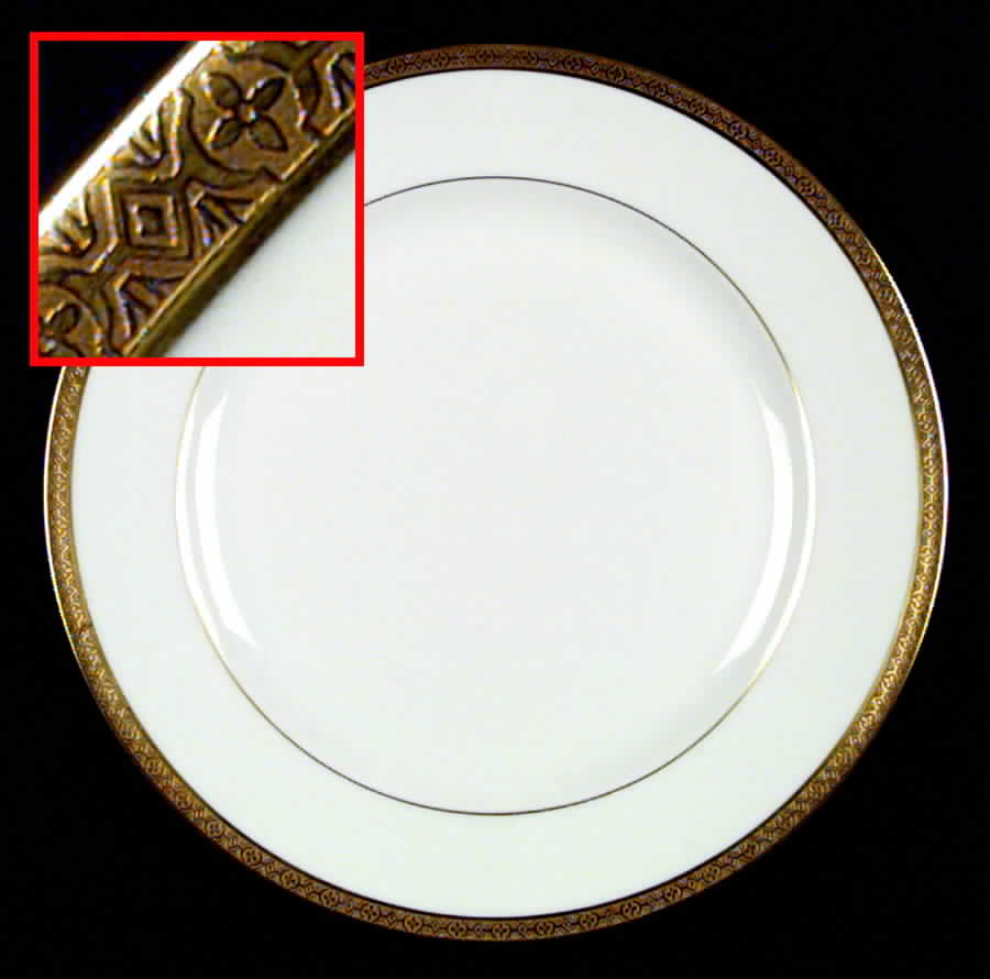 VIT10  Dinner Plate by Victoria (Czech)-1