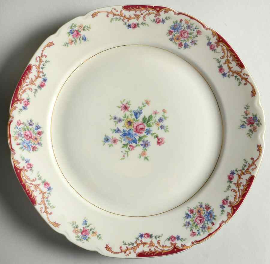VIT101 Dinner Plate by Victoria (Czech)-1