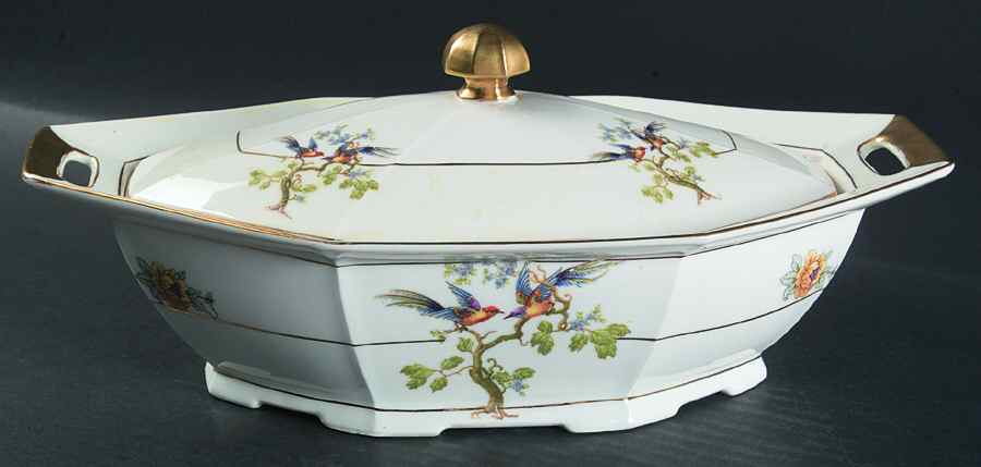 VIT105 Octagonal Covered Vegetable by Victoria (Czech)-1