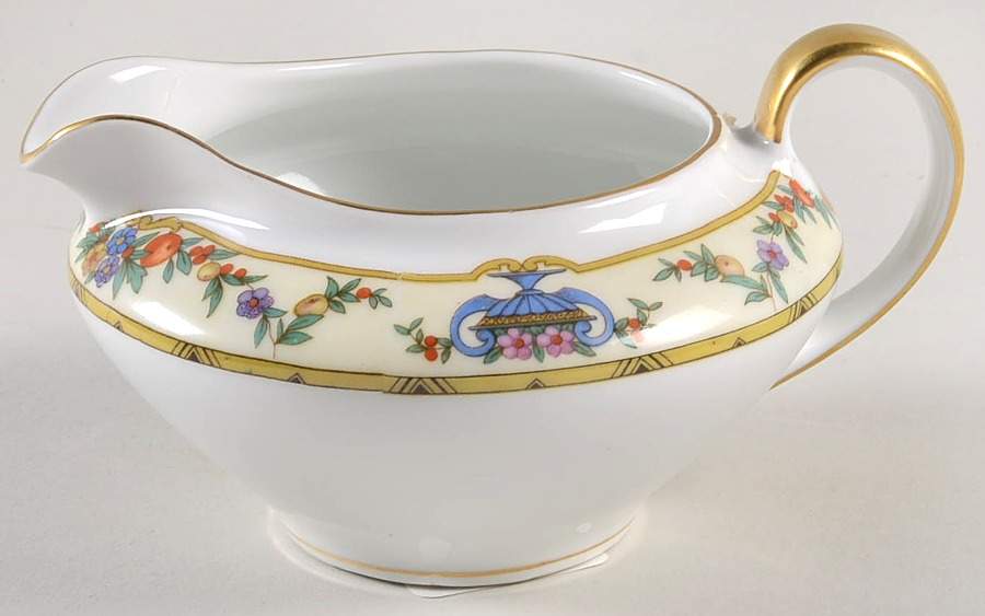 VIT11 Creamer by Victoria (Czech)-1