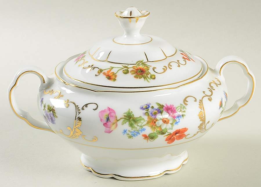 VIT21 (CZECH) Sugar Bowl & Lid by Victoria (Czech)-1