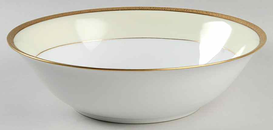 VIT23  9" Round Vegetable Bowl by Victoria (Czech)-1