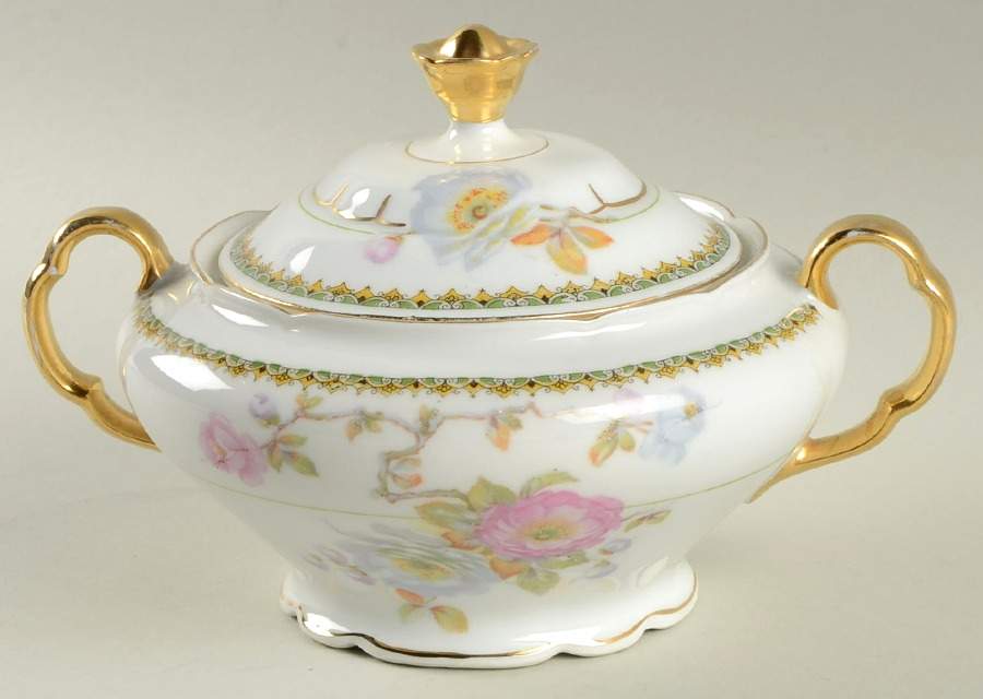 VIT25 (CZECH) Sugar Bowl & Lid by Victoria (Czech)-1