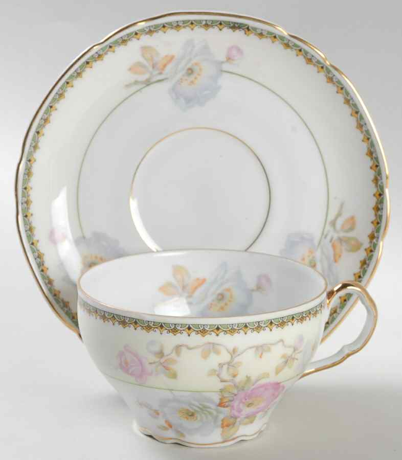 VIT25 (CZECH) Flat Cup & Saucer Set by Victoria (Czech)-1