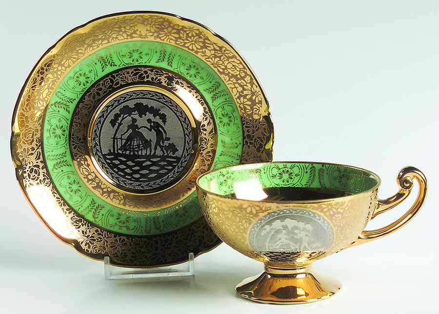 VIT26 (CZECHOSLOVAKIA) Footed Cup & Saucer Set by Victoria (Czech)-1