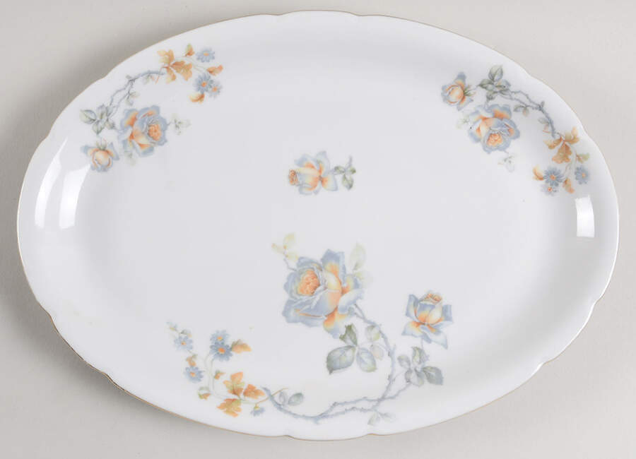 VIT27 (CZECH) 13" Oval Serving Platter by Victoria (Czech)-1