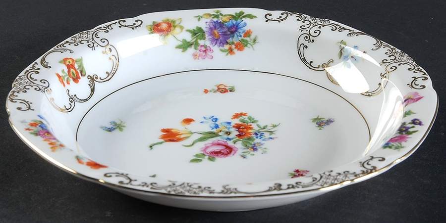 VIT3 Rim Soup Bowl by Victoria (Czech)-1