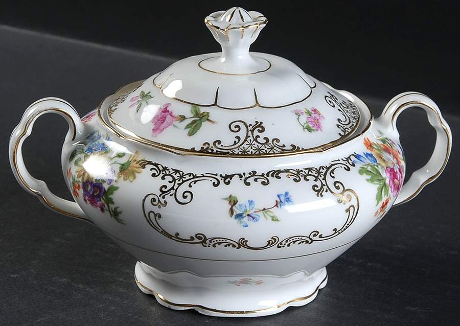 VIT3 Sugar Bowl & Lid by Victoria (Czech)-1