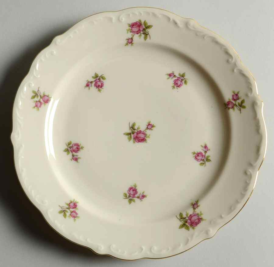 VIT37 (CZECH) Salad Plate by Victoria (Czech)-1