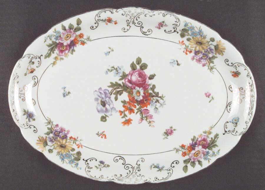 VIT42 15" Oval Serving Platter by Victoria (Czech)-1