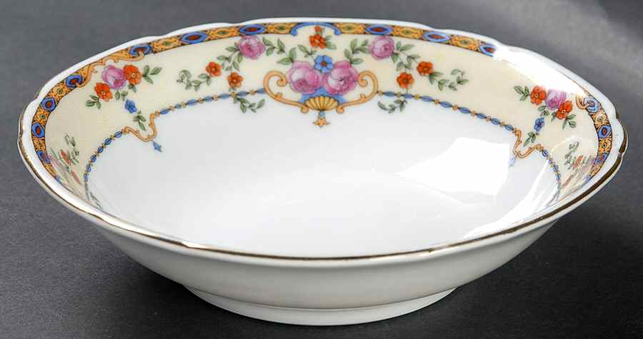 VIT44 Fruit/Dessert (Sauce) Bowl by Victoria (Czech)-1