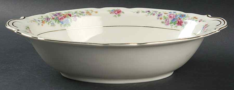 205 10" Oval Vegetable Bowl by Victoria (Czech)-1
