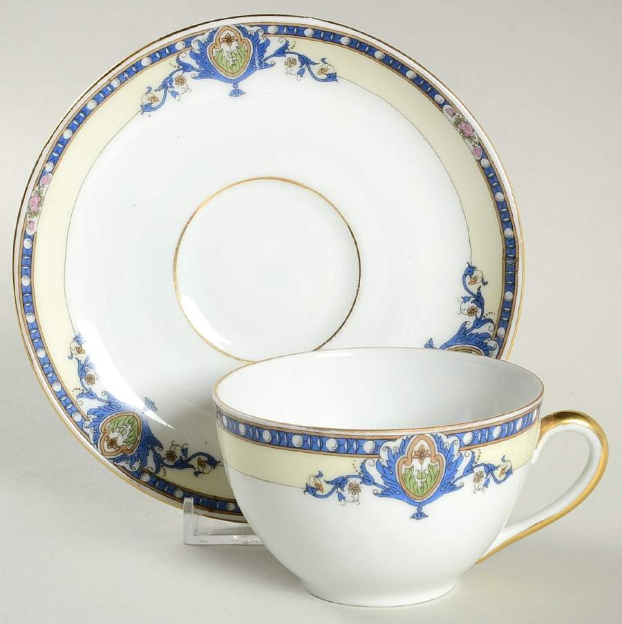VIT60 Flat Cup & Saucer Set by Victoria (Czech)-1