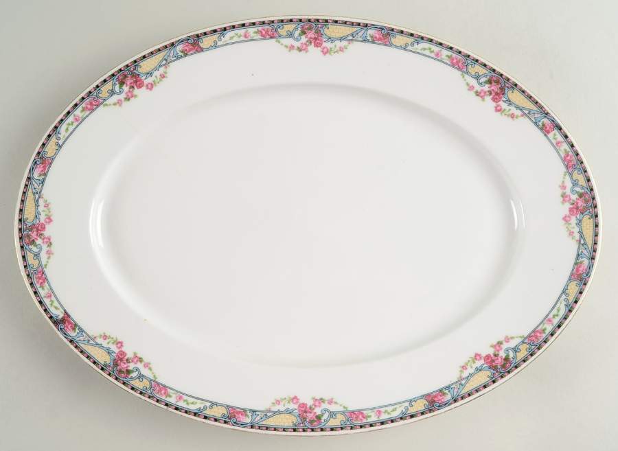 VIT82 14" Oval Serving Platter by Victoria (Czech)-1