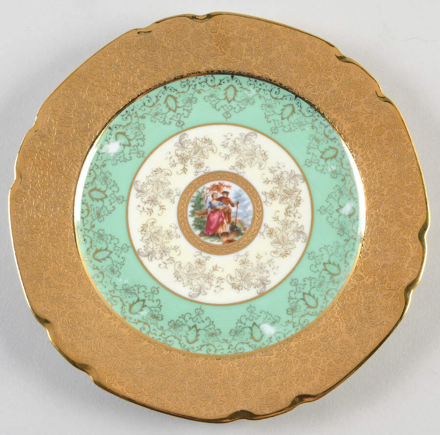 VIT97 Luncheon Plate by Victoria (Czech)-1