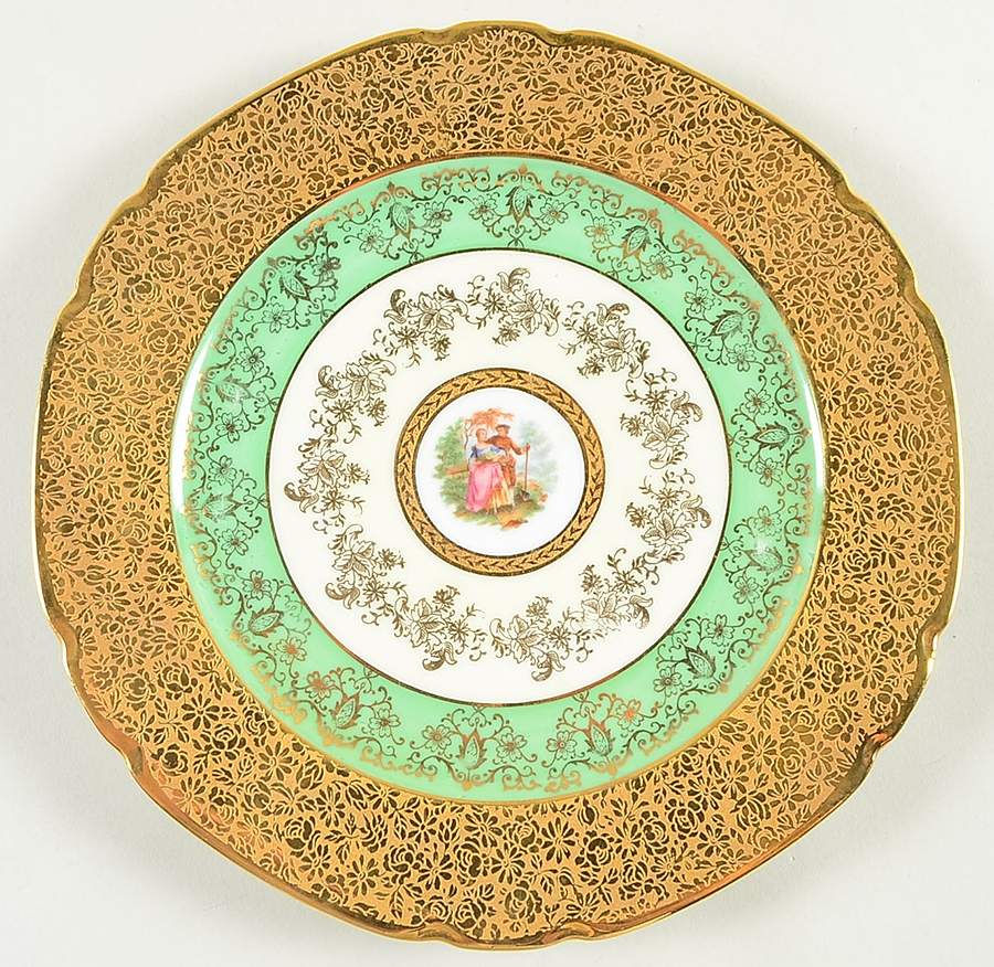 VIT97 Dinner Plate by Victoria (Czech)-1