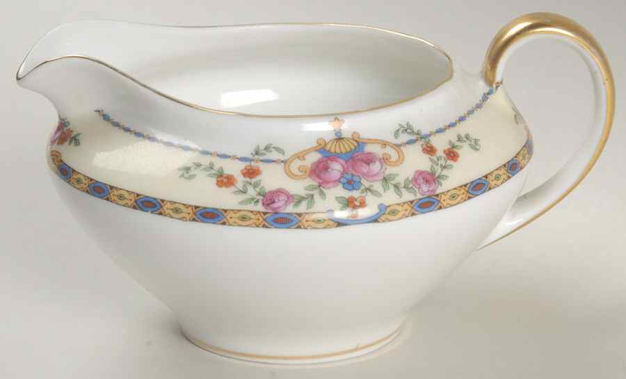 Warwick Creamer by Victoria (Czech)-1