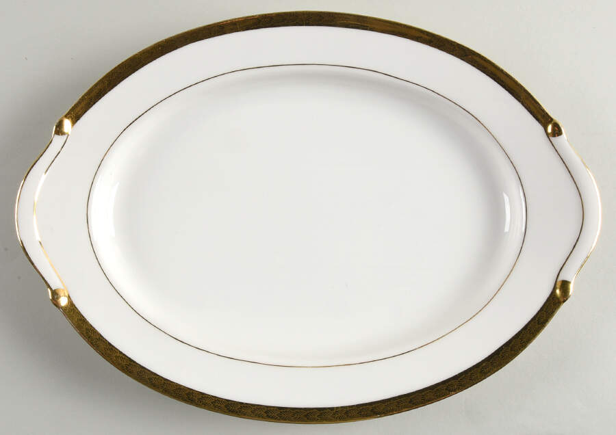 Golden Oak 14" Oval Serving Platter by Viletta-1