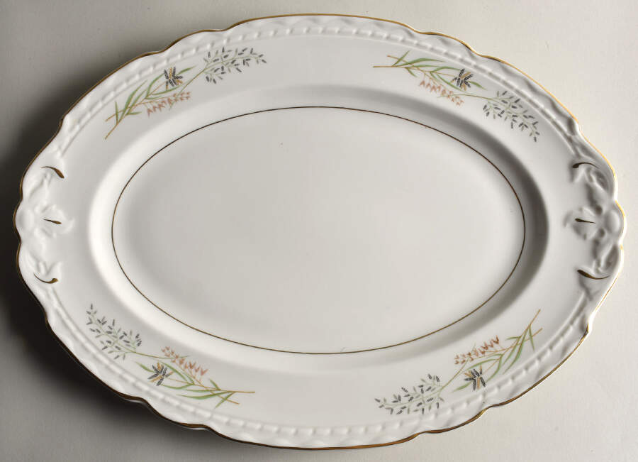 Amaryllis 15" Oval Serving Platter by Vogue-1
