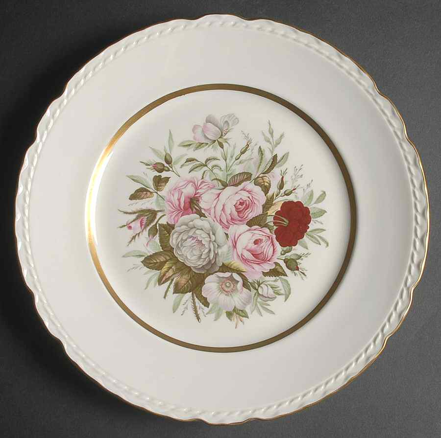 Garden Bouquet Dinner Plate by Vogue-1