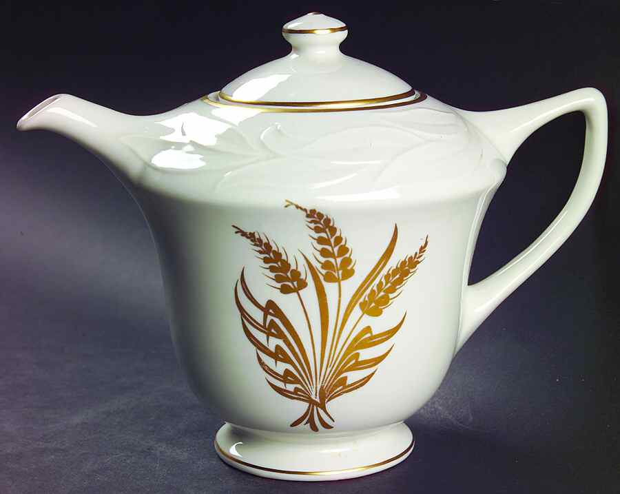 Golden Harvest Teapot & Lid by Vogue-1