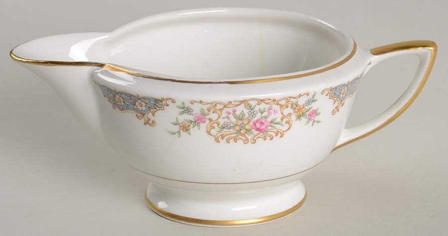 Monmouth Creamer by Vogue-1