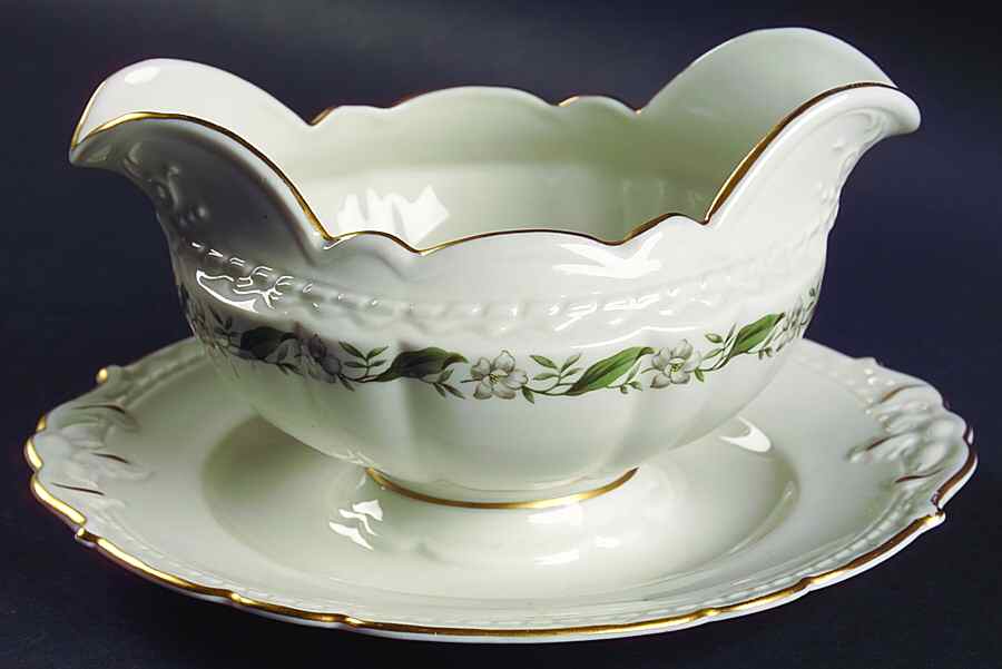 Old Charleston Gravy Boat with Attached Underplate by Vogue-1