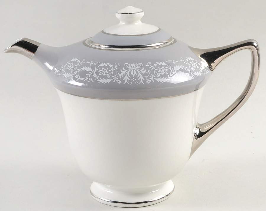 Prelude Teapot & Lid by Vogue-1