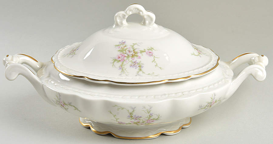 Susanna Oval Covered Vegetable by Vogue-1