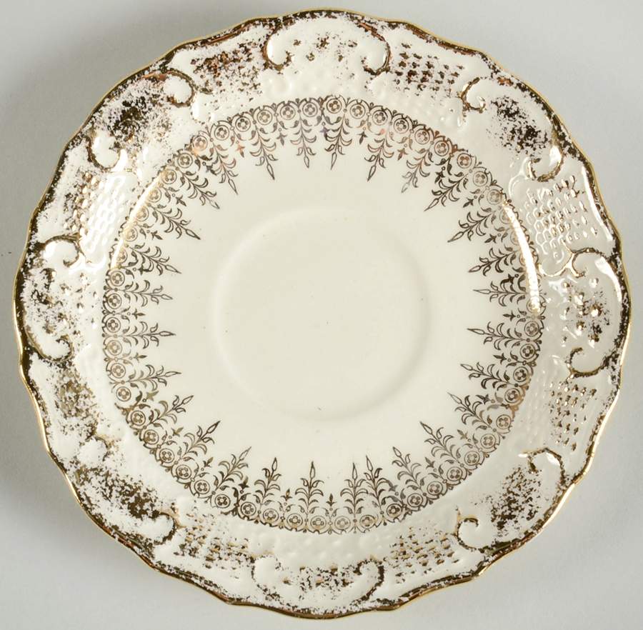VOG17 Saucer by Vogue-1