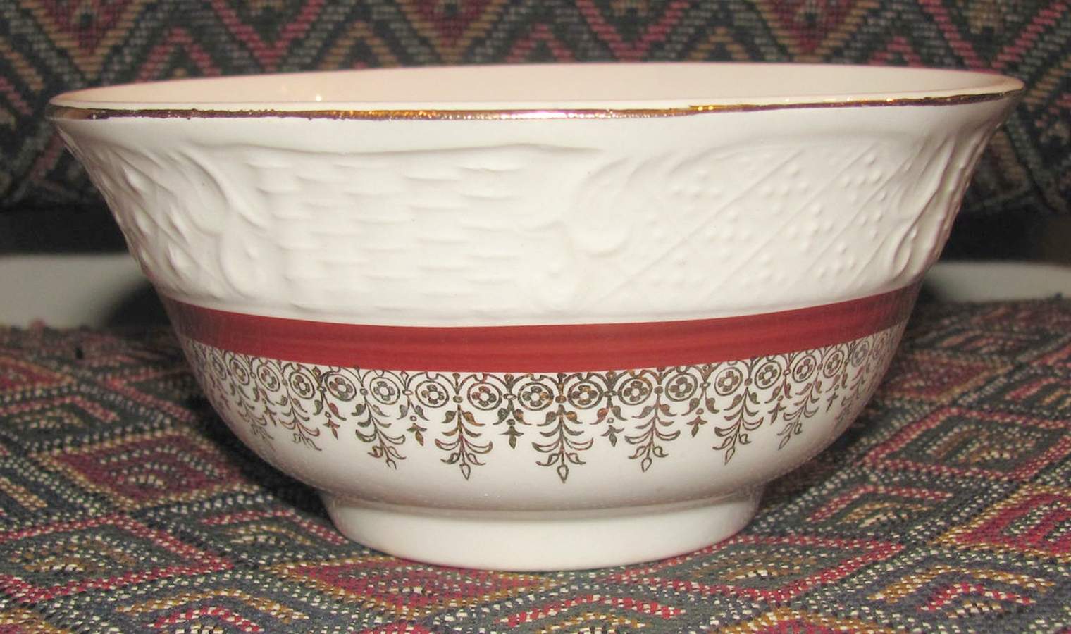 VOG24 Cranberry Bowl by Vogue-1