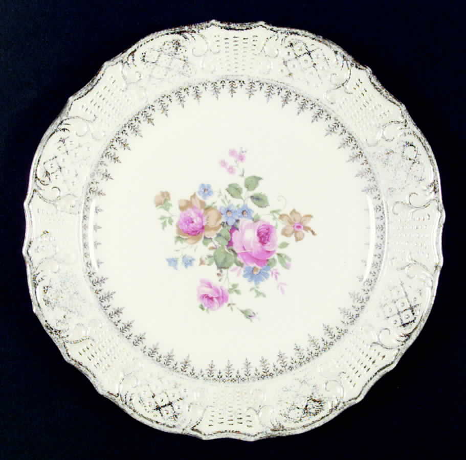 VOG5 Dinner Plate by Vogue-1