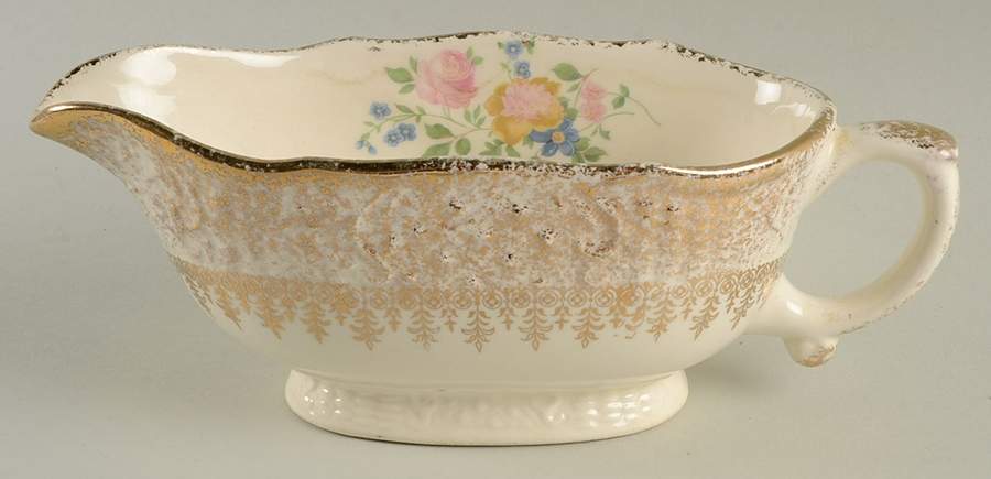 VOG5 Gravy Boat by Vogue-1