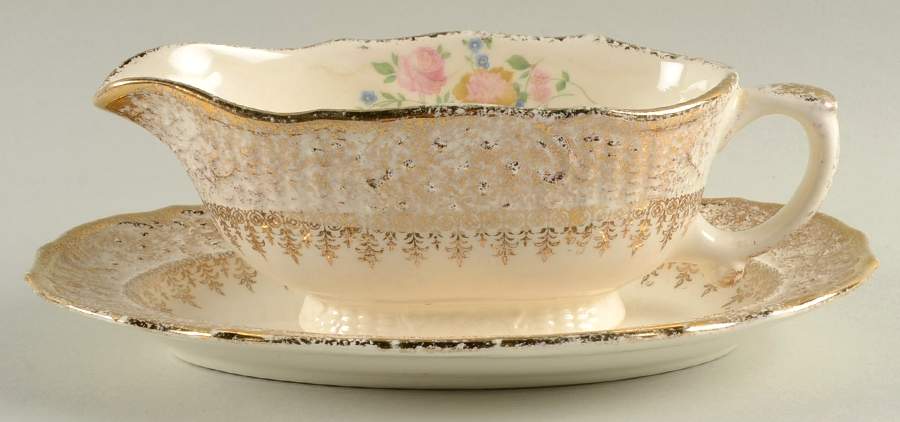 VOG5 Gravy Boat & Underplate/Relish by Vogue-1