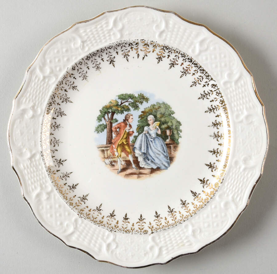 VOG7 Dessert/Pie Plate by Vogue-1