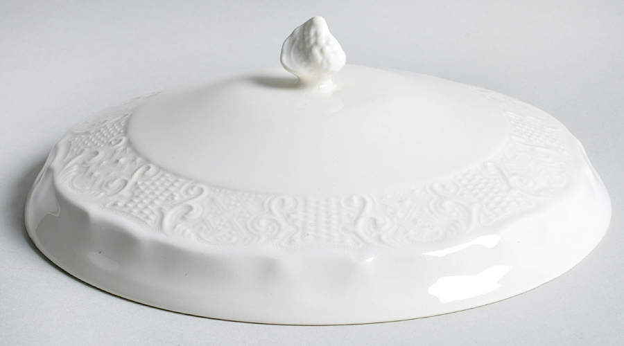 Washington Colonial Lid for Round Vegetable by Vogue-1