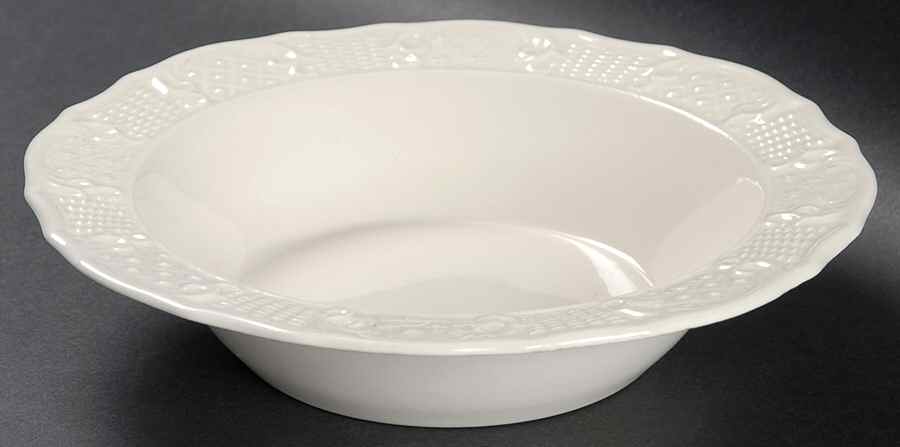 Washington Colonial Rim Cereal Bowl by Vogue-1