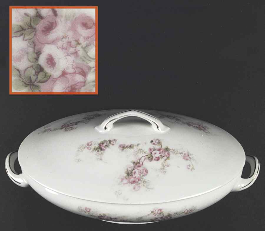VTO102 Oval Covered Vegetable by Victoria (Austria)-1
