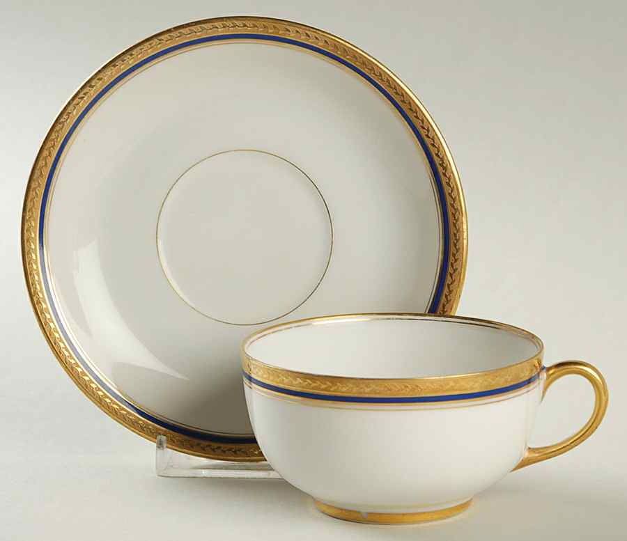 VIG58 Flat Cup & Saucer Set by Vignaud-1