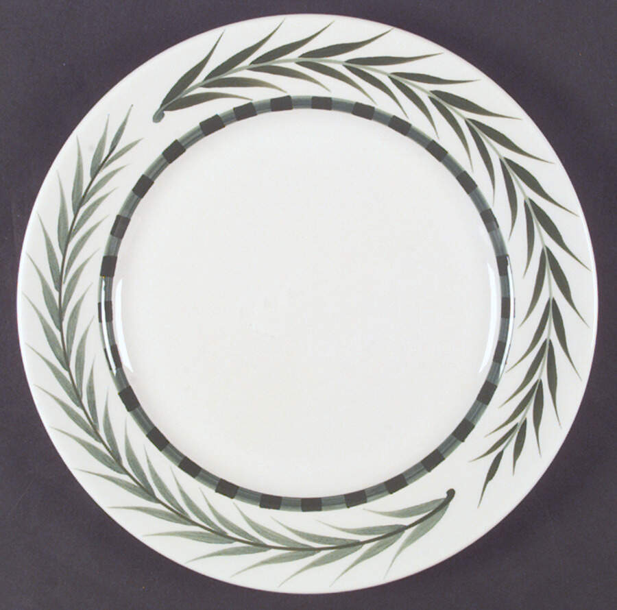 Este Dinner Plate by Vietri (Italy)-1