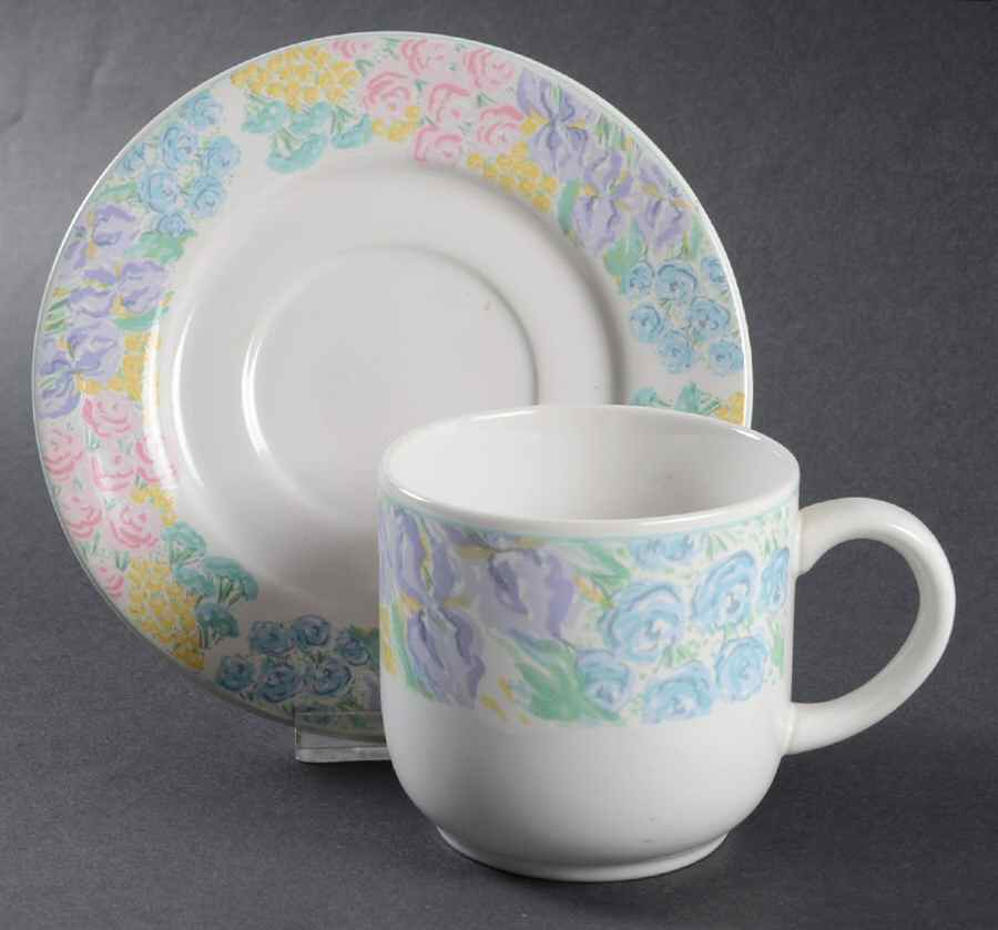 Blooms Flat Cup & Saucer Set by Vitromaster-1