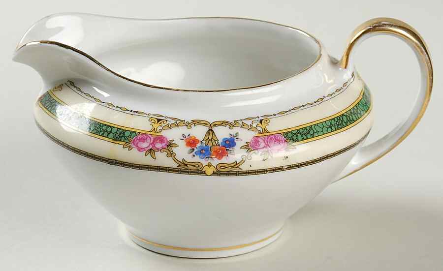 VIT121 Creamer by Victoria (Czech)-1
